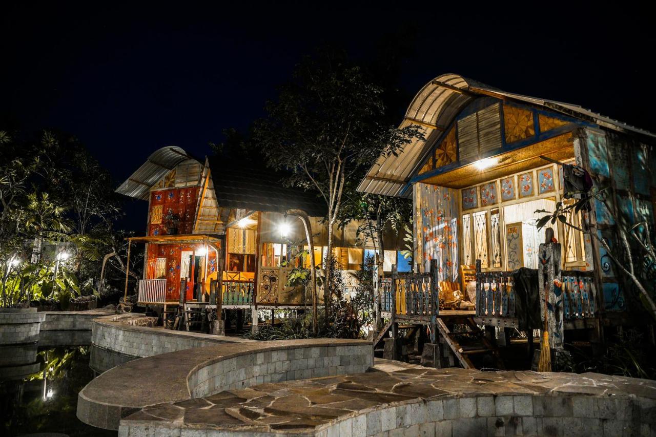 La Luna Resort Yogyakarta Sleman  Buitenkant foto